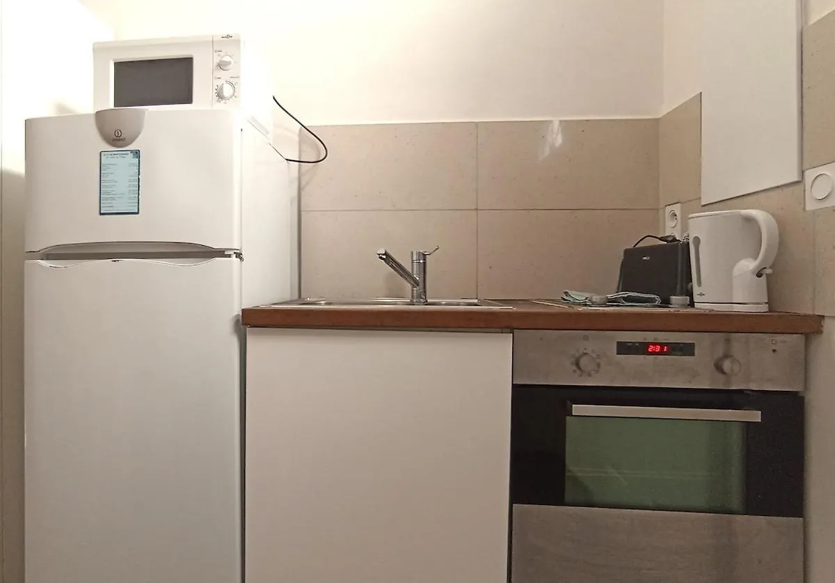 Apartment Petit Cocon Idealement Place Proche Du Stade Marseille France